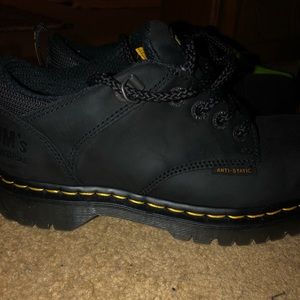DR MARTENS BRAND NEW